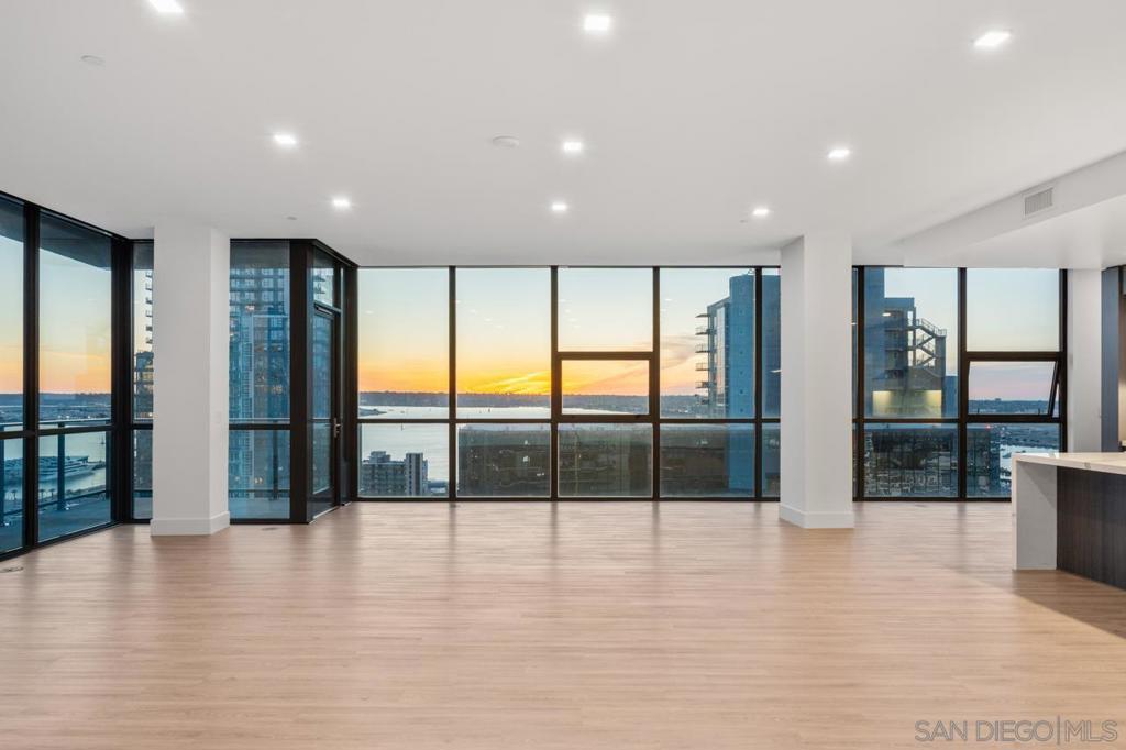 Downtown - Residential Lease