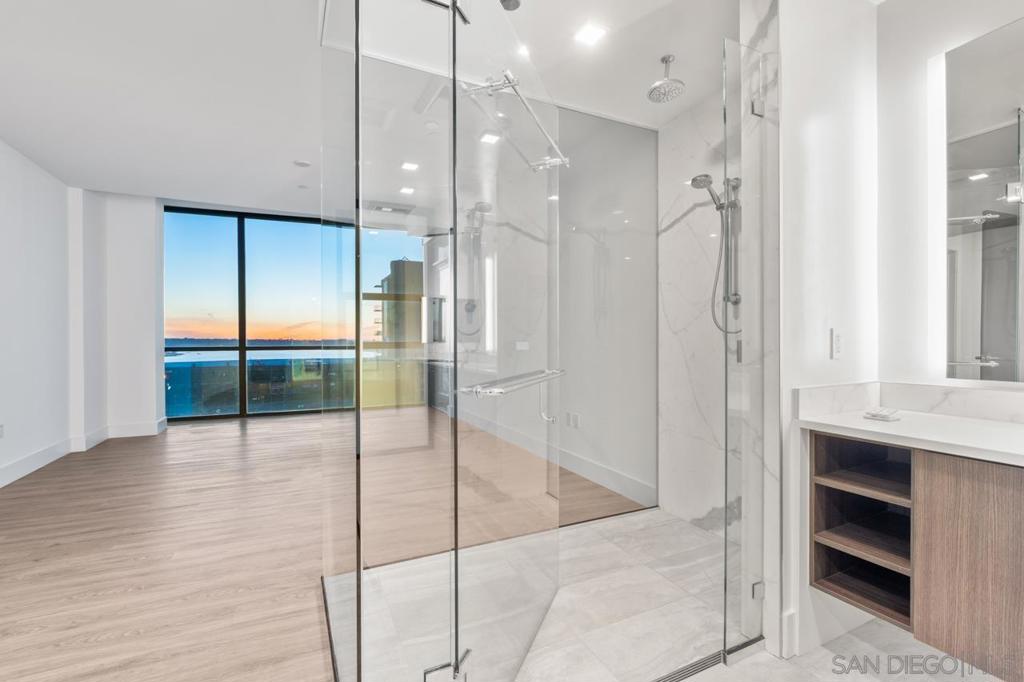 Downtown - Residential Lease