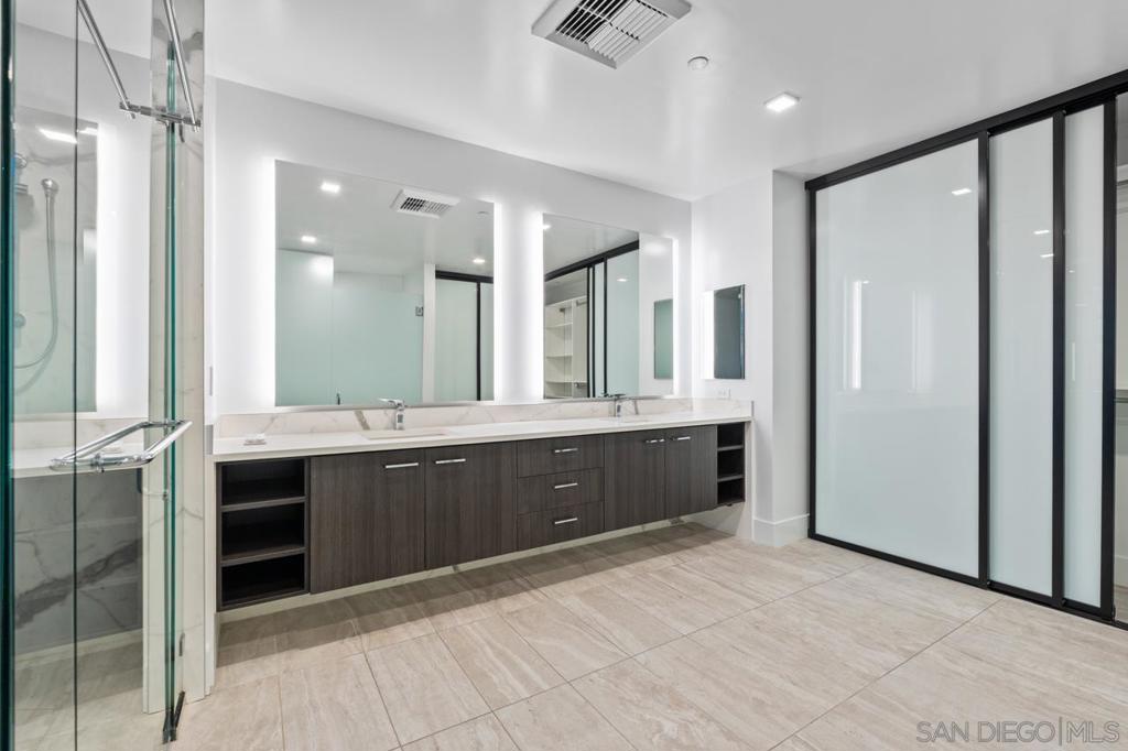 Downtown - Residential Lease