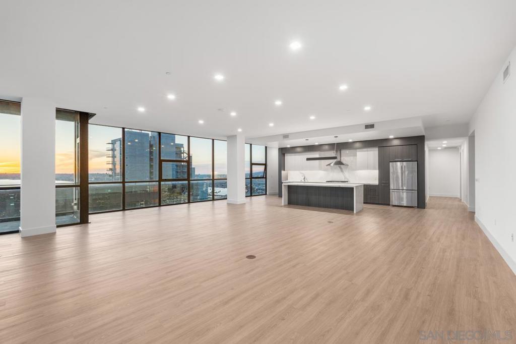 Downtown - Residential Lease