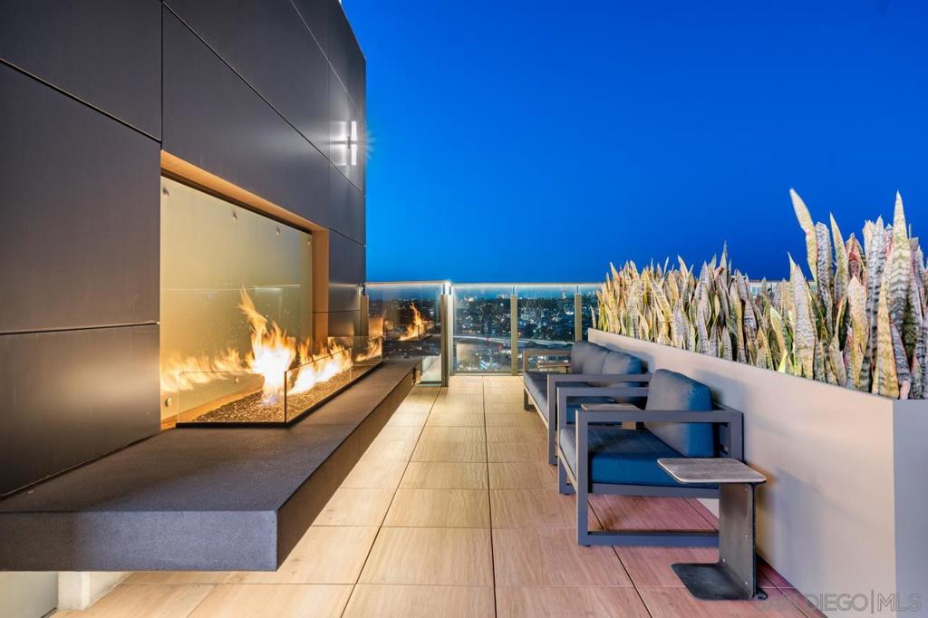 Downtown - Residential Lease