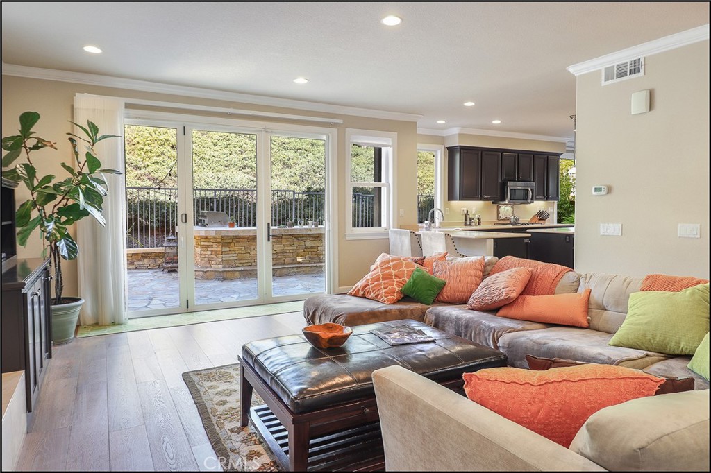 12 Lyon Ridge