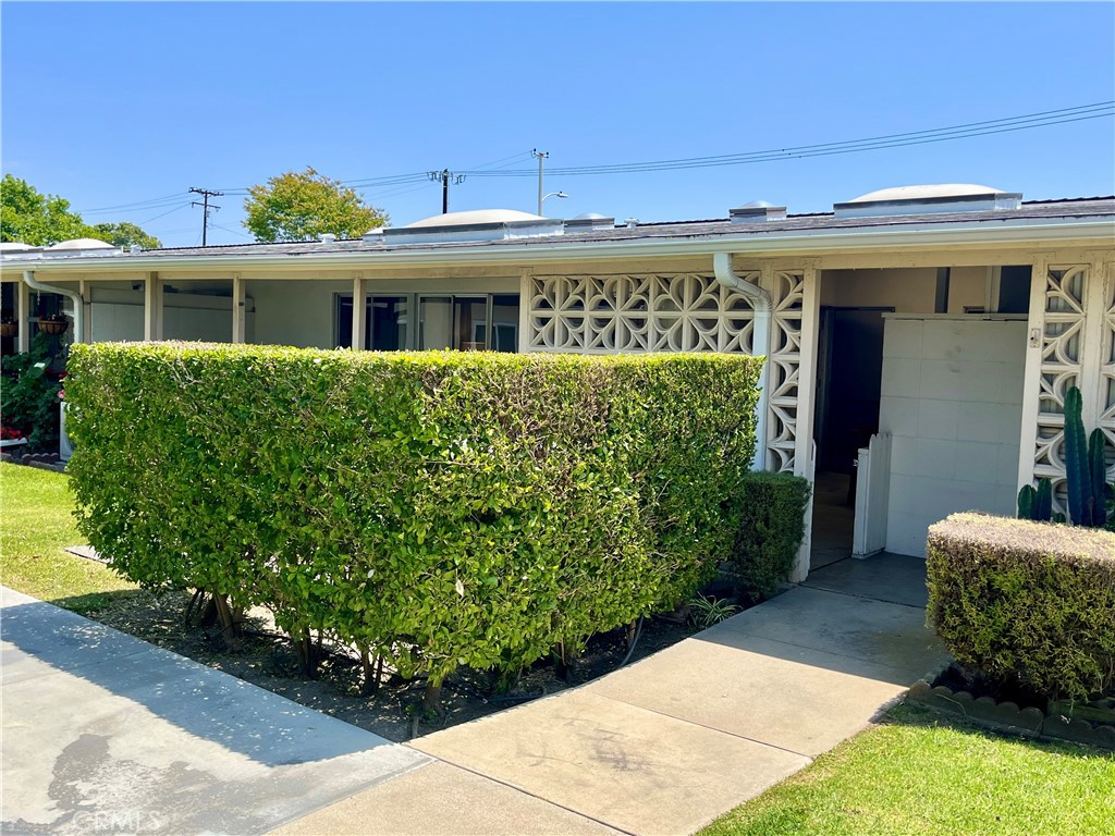 1571 Golden Rain Rd., M5-118I