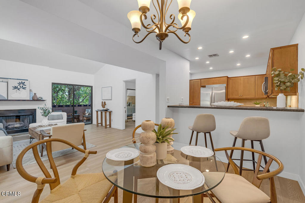 601 E California Boulevard 302