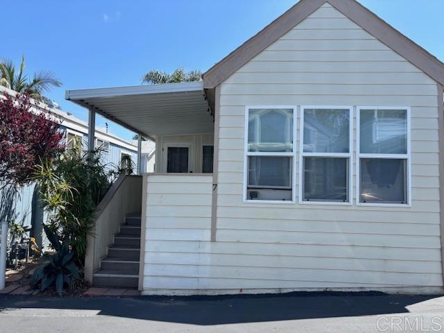 1624 N Coast Hwy 101 7