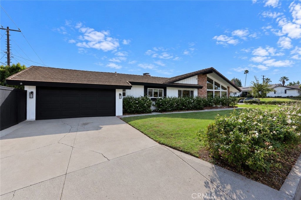 501 E Sunny Hills Road