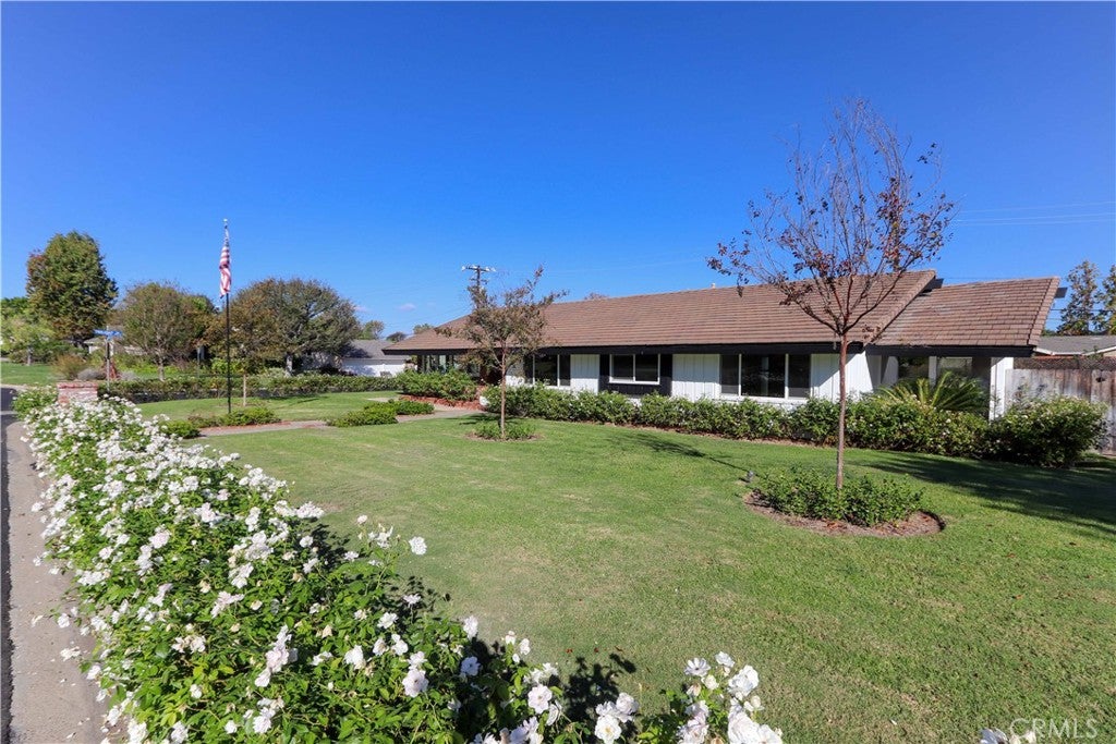 501 E Sunny Hills Road