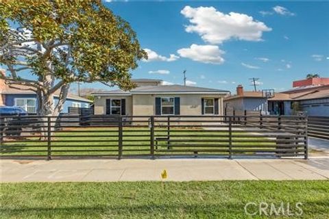 Photo of 4248 Mclaughlin Avenue, Los Angeles, CA 90066 (MLS # SB26113391)