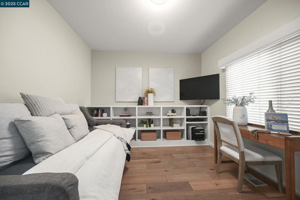 HAMPTON WALDEN - Residential