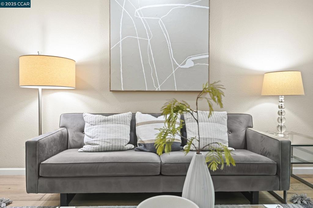 HAMPTON WALDEN - Residential