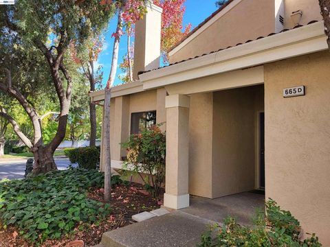 Photo of 665 Palomino Dr Dr #D, Pleasanton, CA 94566 (MLS # 41131601)
