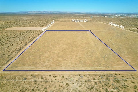 Photo of 10 Shasta Road, Phelan, CA 92371 (MLS # CV26225799)
