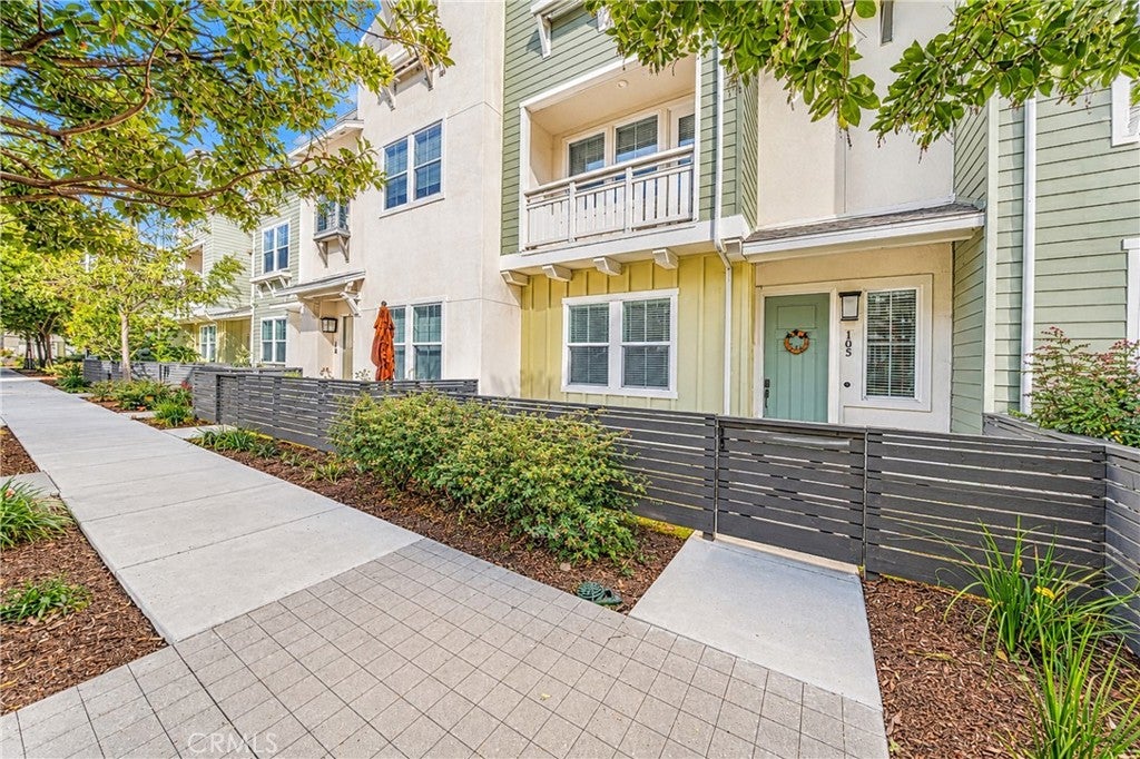 5690 Surfrider Way 105