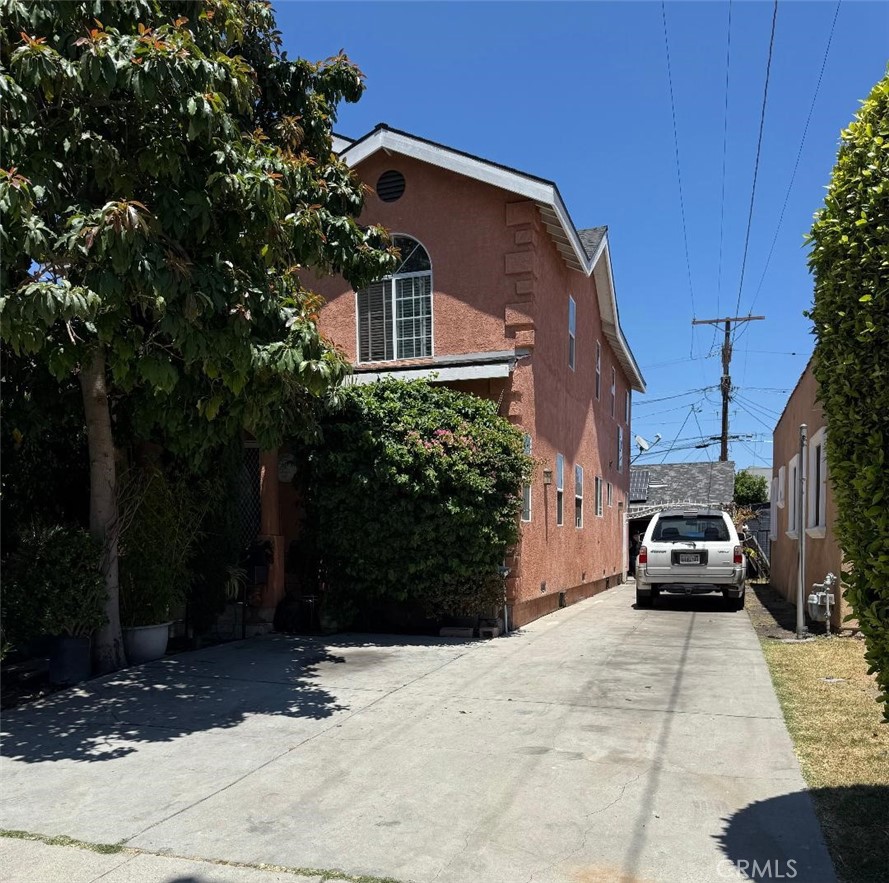 3252 Cattaraugus Avenue