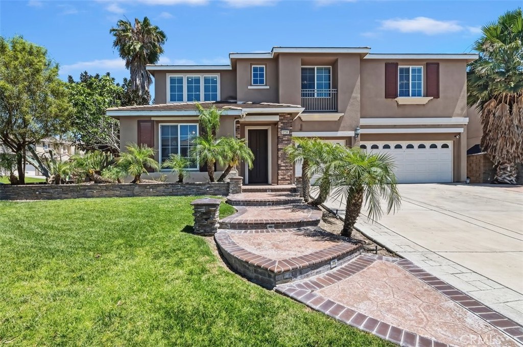 6734 Ruby Canyon