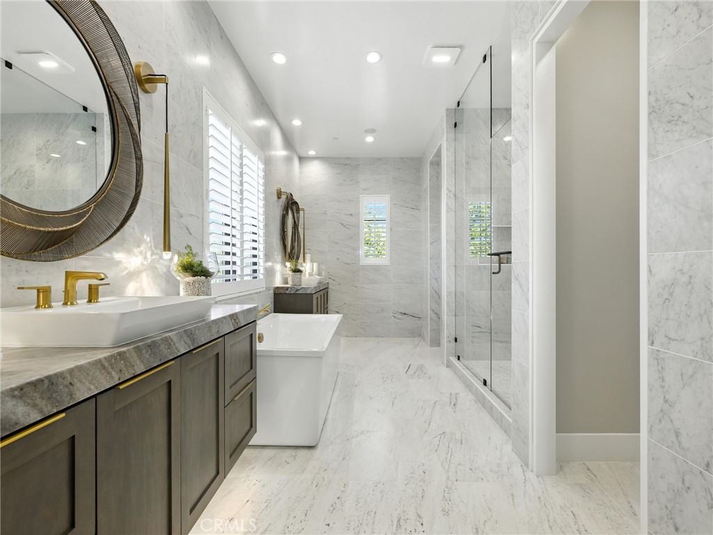 The Summit - Residential