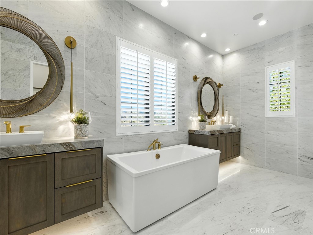 The Summit - Residential