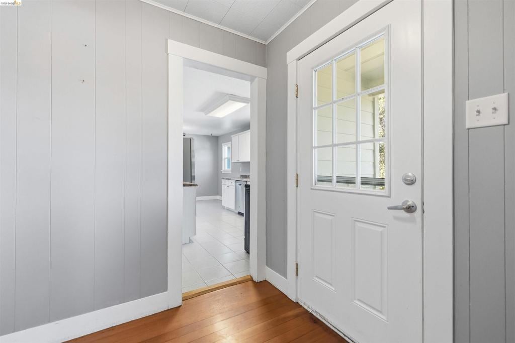 163 N Shepherd