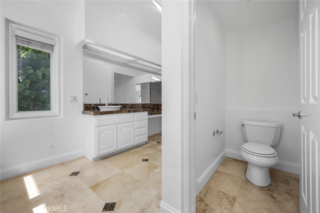 13925 - Residential Lease