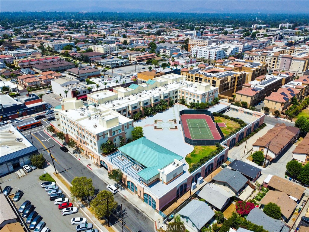580 w main street 105