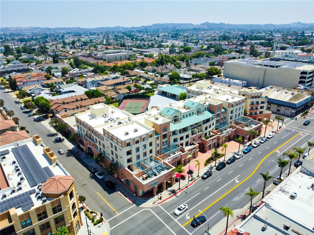 580 w main street 105
