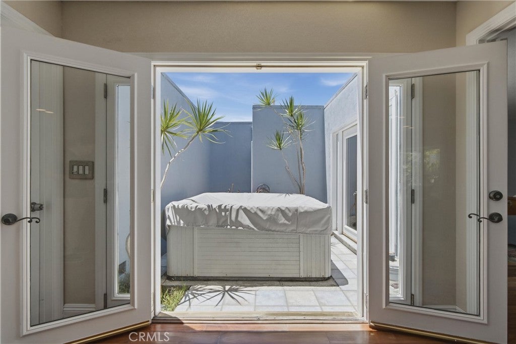 9451 Candlewood, Huntington Beach CA 92646 - Photo 8