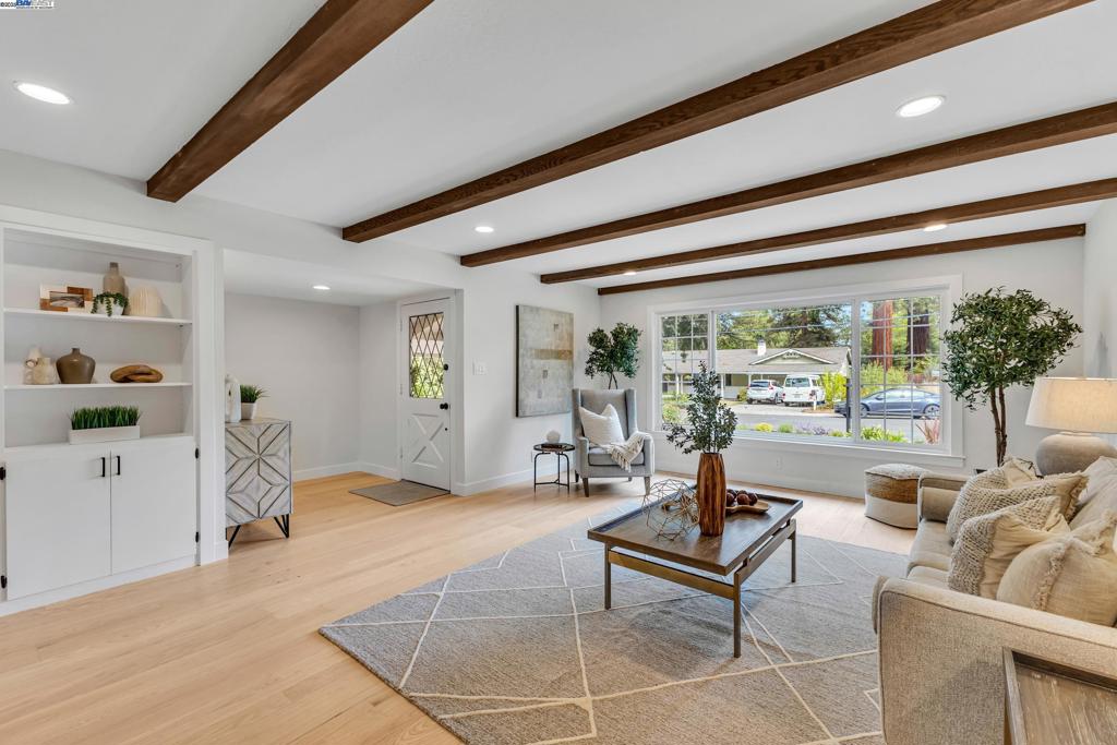 WESTSIDE DANVILL - Residential