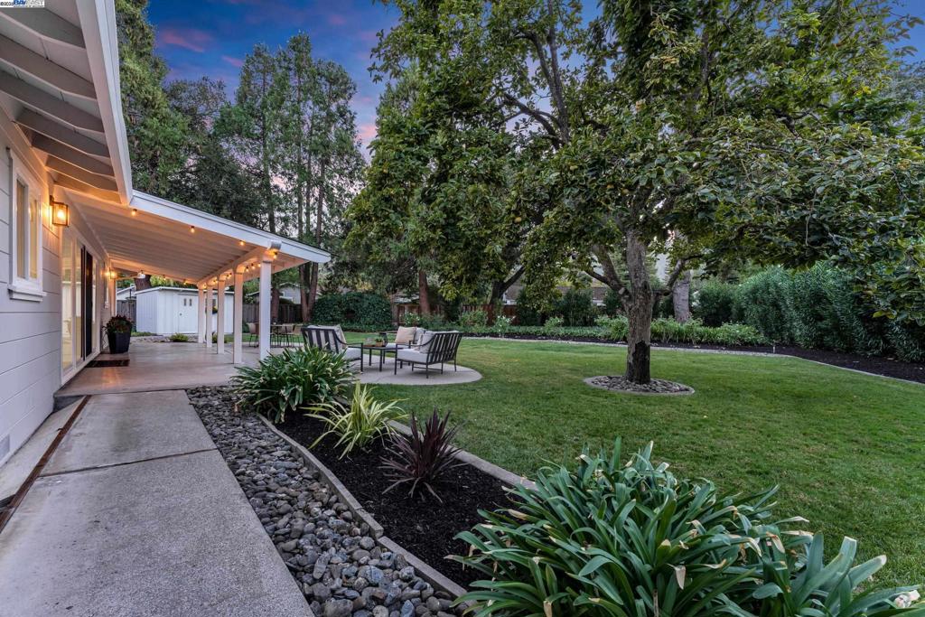 WESTSIDE DANVILL - Residential