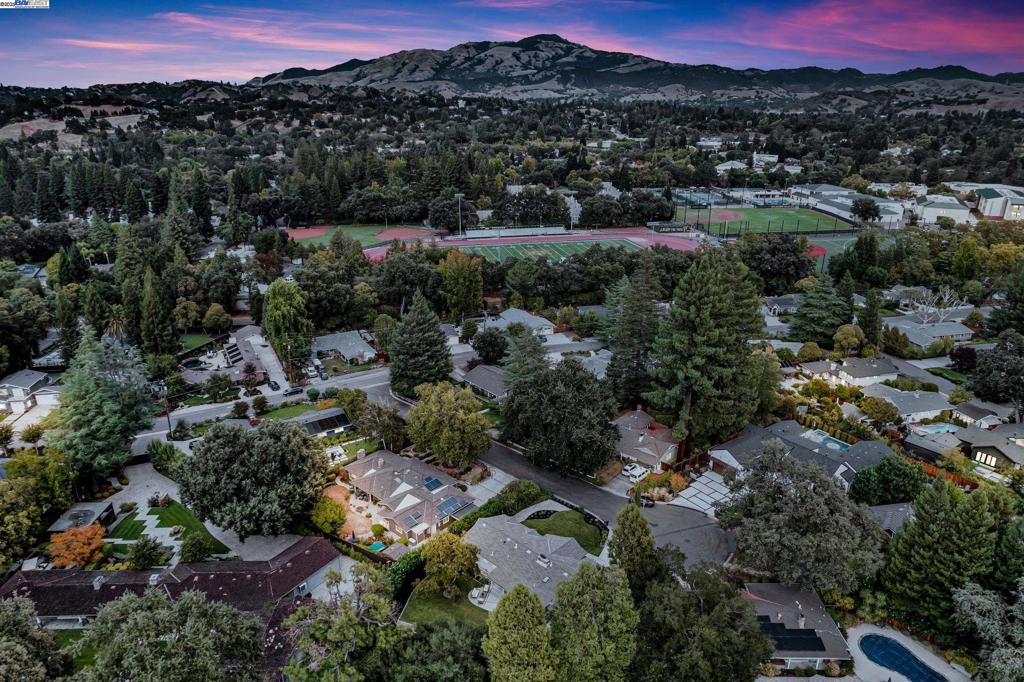 WESTSIDE DANVILL - Residential