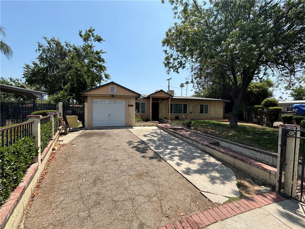 7416 El Sol Way