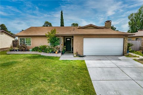 Photo of 25035 Brodiaea Avenue, Moreno Valley, CA 92553 (MLS # CV26036392)