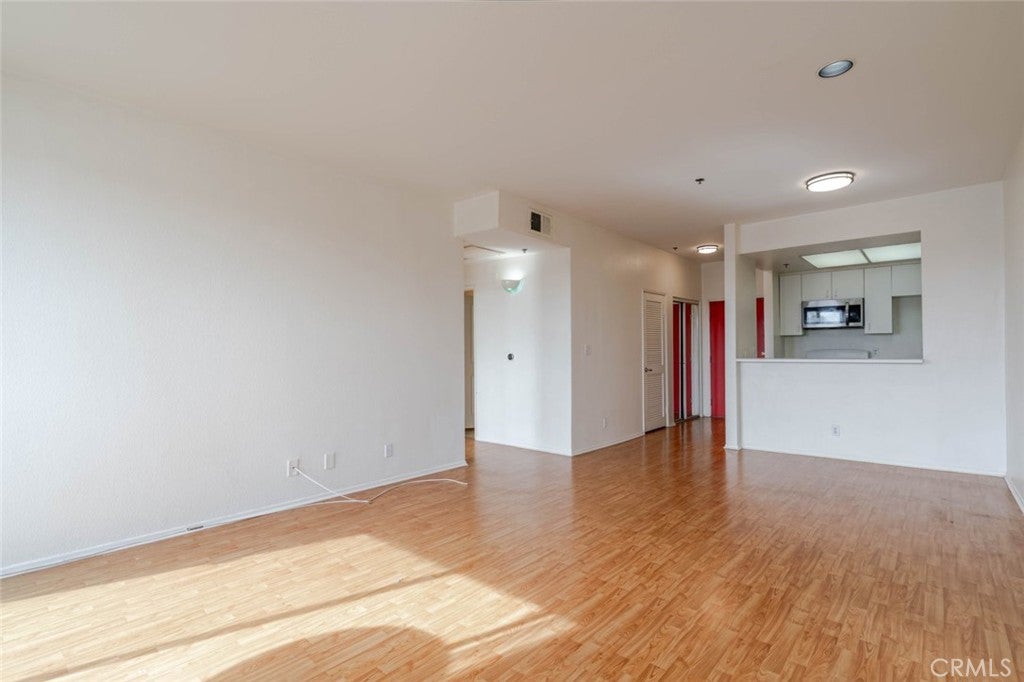 19350 Sherman Way 210