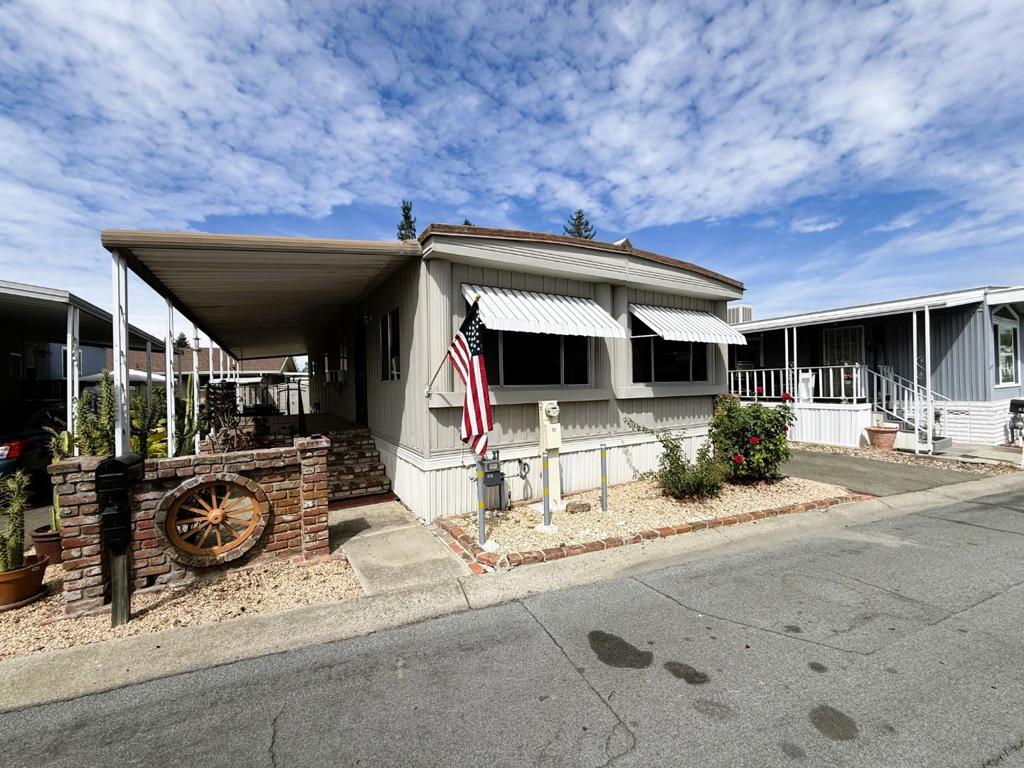 2150 Almaden Road 31