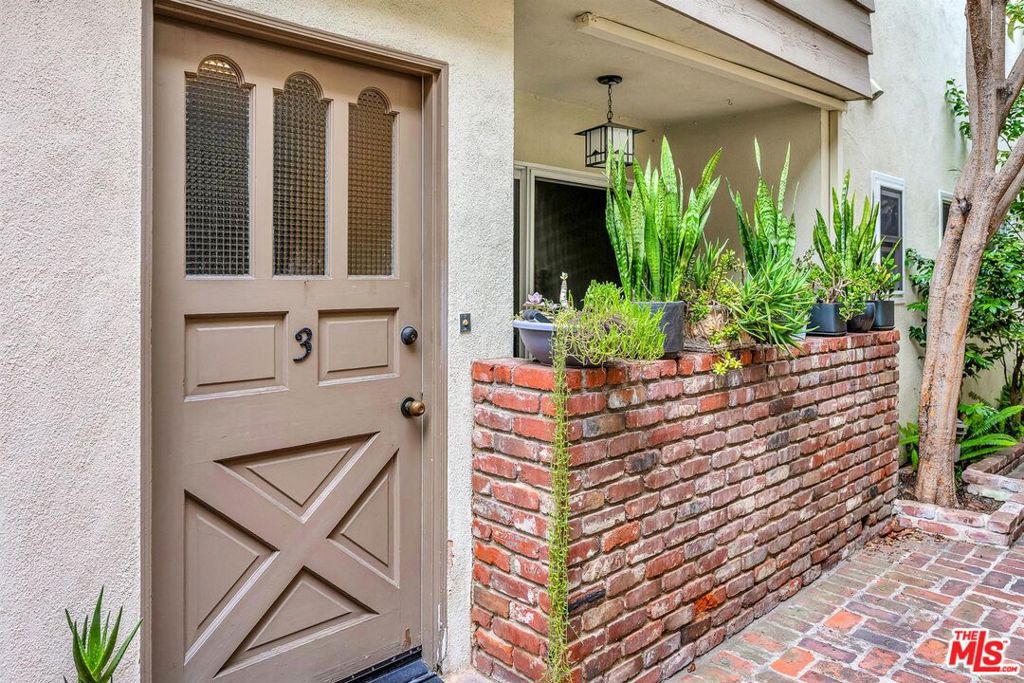 1315 Stanford Street 3