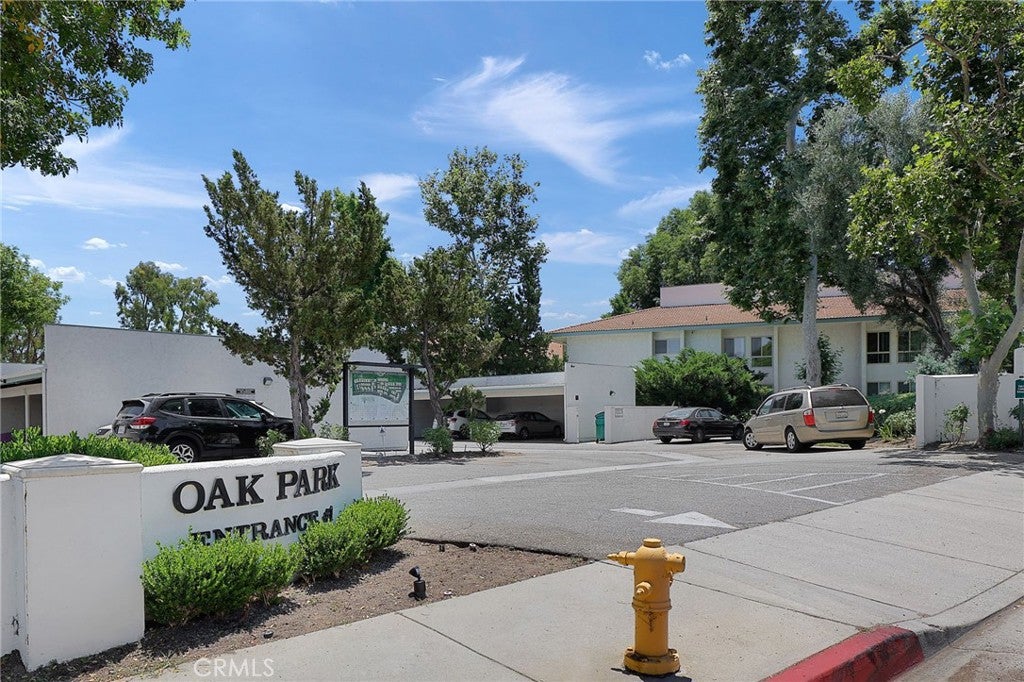 4722 Park Granada 205, Calabasas CA 91302