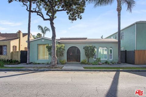 1950 Magnolia Avenue Long Beach CA 90806