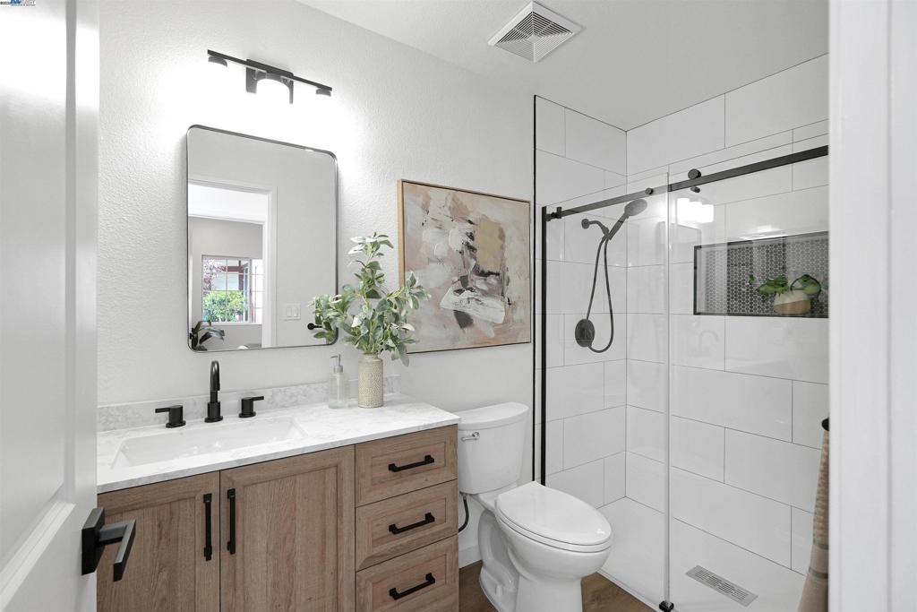 CENTRAL NEWARK - Residential