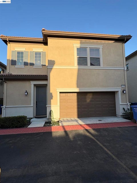 Photo of 1230 S Ross Ct CT, Mountain House, CA 95391 (MLS # 41147048)