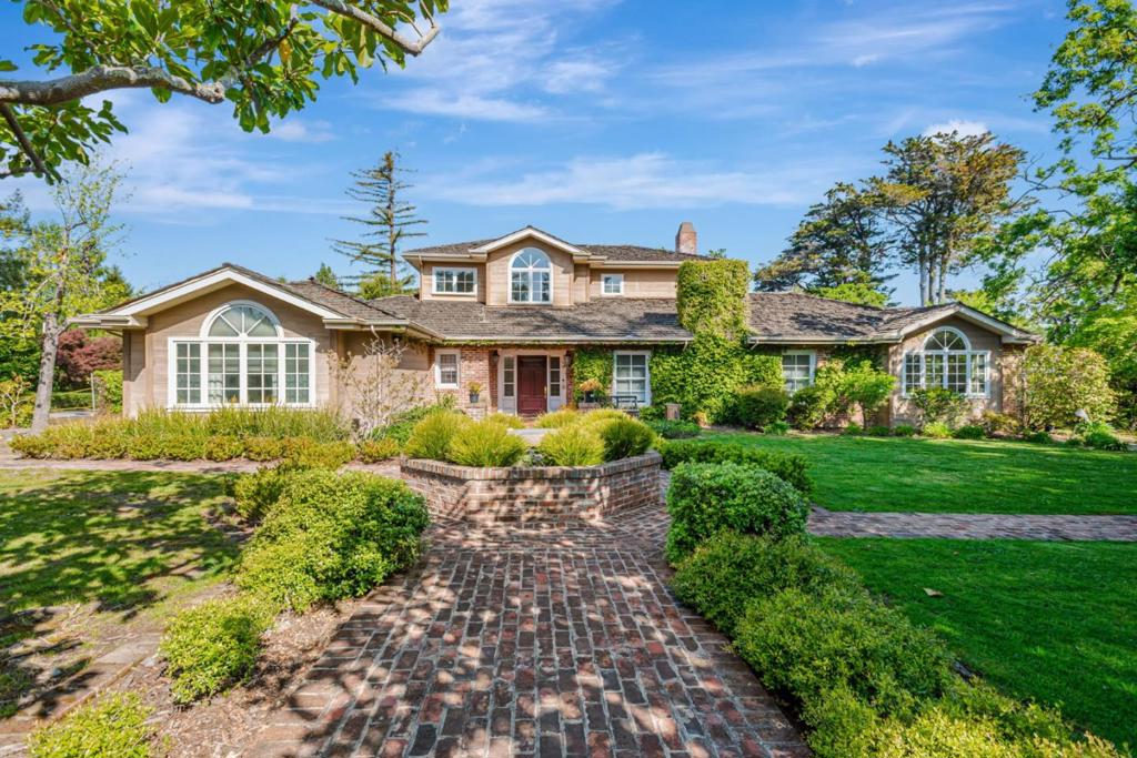 280 Uplands Drive
