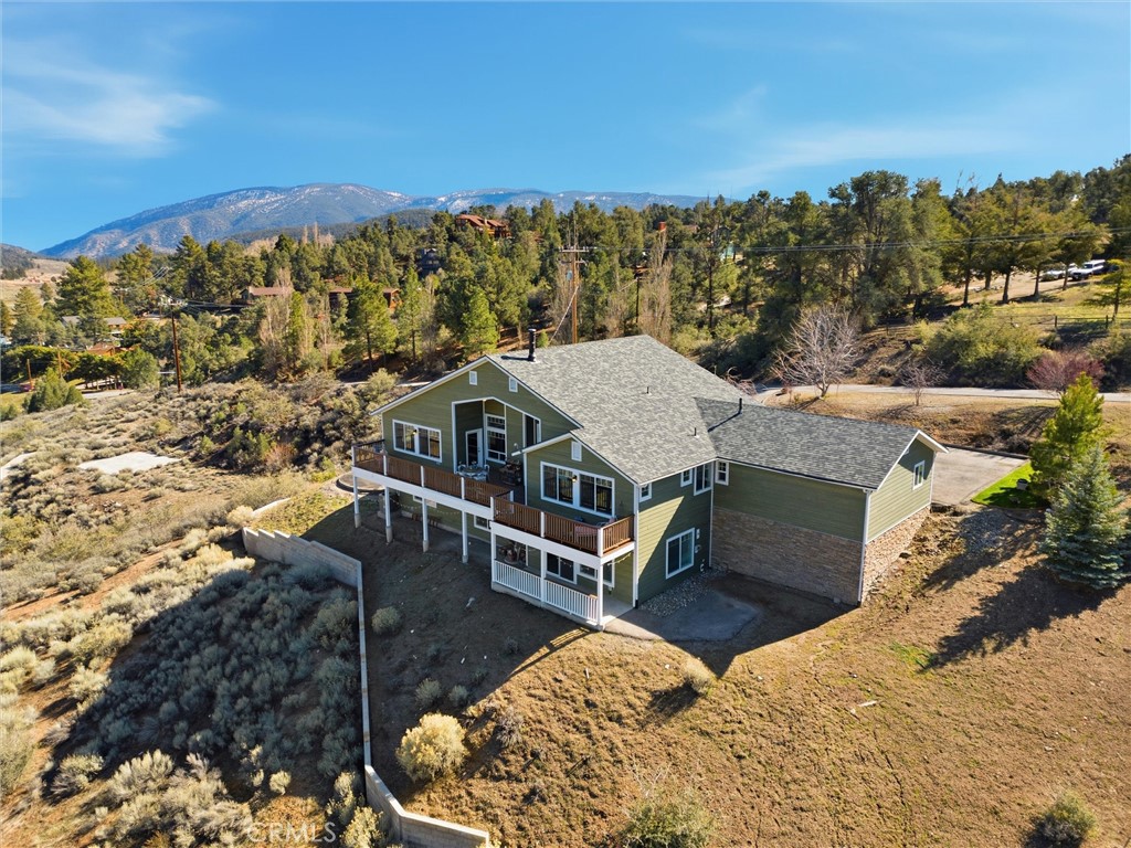 9401 Whispering Pines