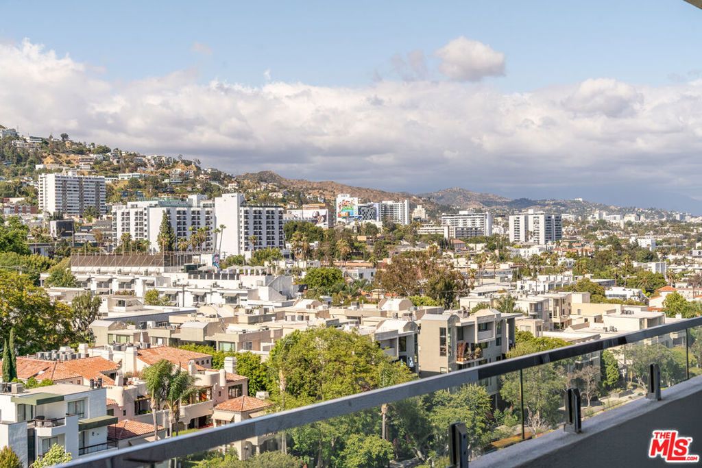 Photo of 838 N Doheny Drive #1204, West Hollywood, CA 90069 (MLS # 26840627)