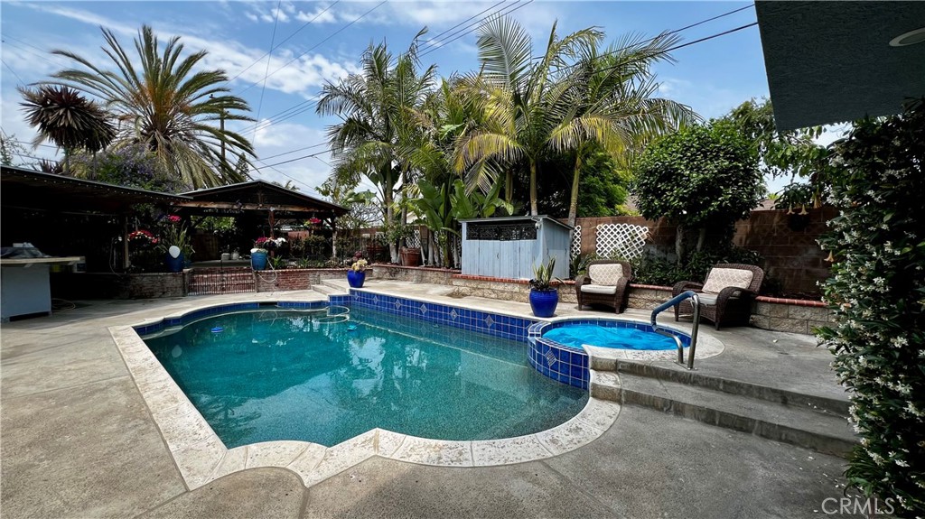1304 S Courson Drive