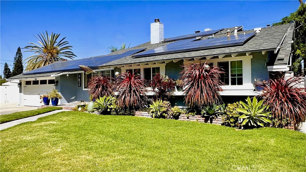 1304 S Courson Drive
