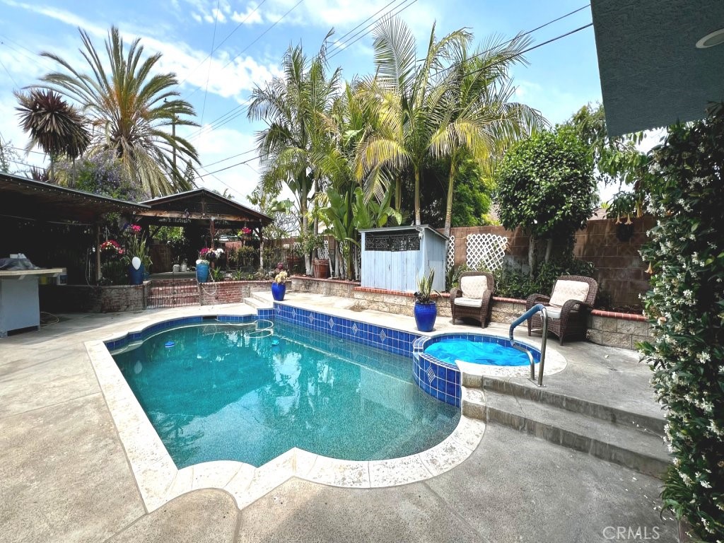 1304 S Courson Drive