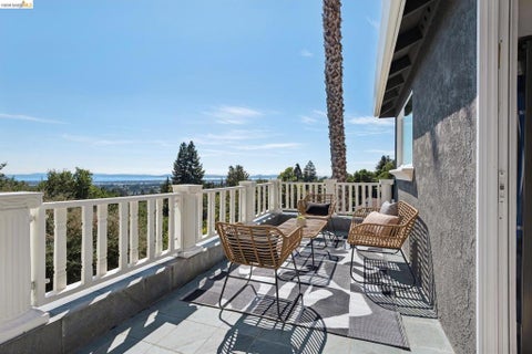 Photo of 4368 Whittle Ave, Oakland, CA 94602 (MLS # 41146250)