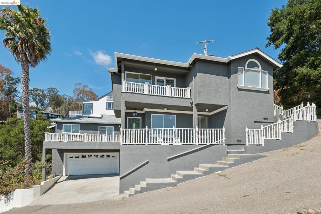 4368 Whittle Ave