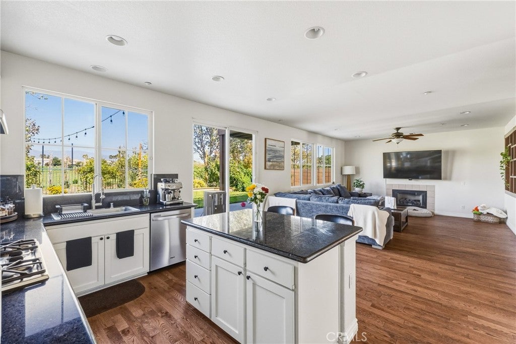 6011 Mira Vista Lane
