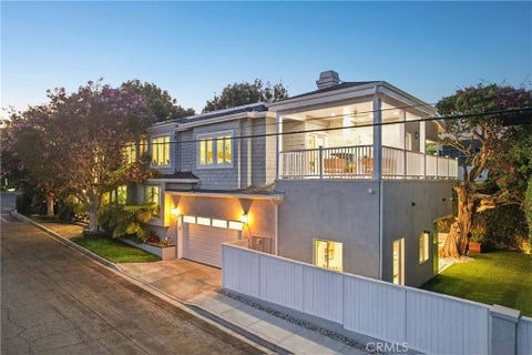 Photo of 2300 John Street, Manhattan Beach, CA 90266 (MLS # SB26191722)