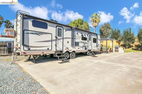 Photo of 4960 Sandmound Boulevard Blvd, Oakley, CA 94561 (MLS # 41132483)