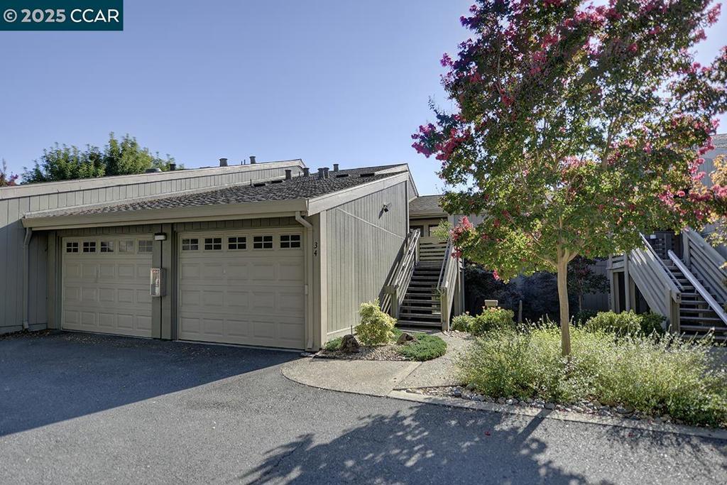 ROSSMOOR - Residential